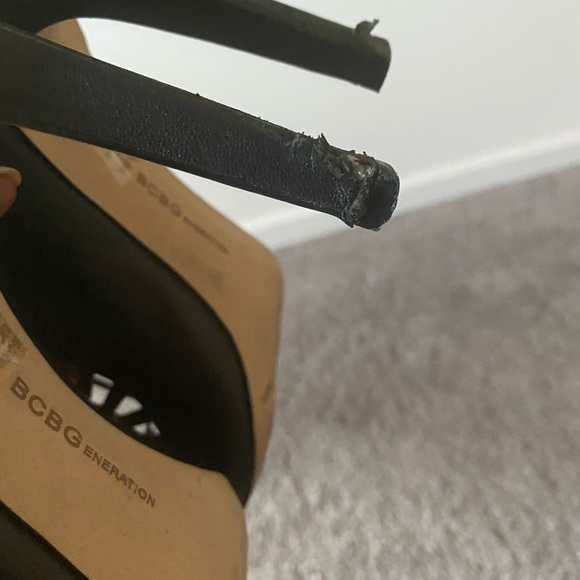 BCBG - Picture 7 of 7